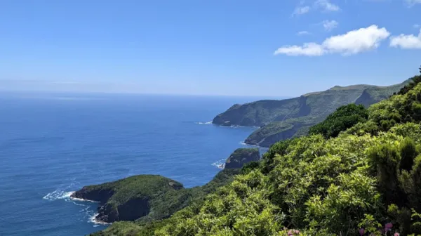 Miradouro Pico do Meio Dia